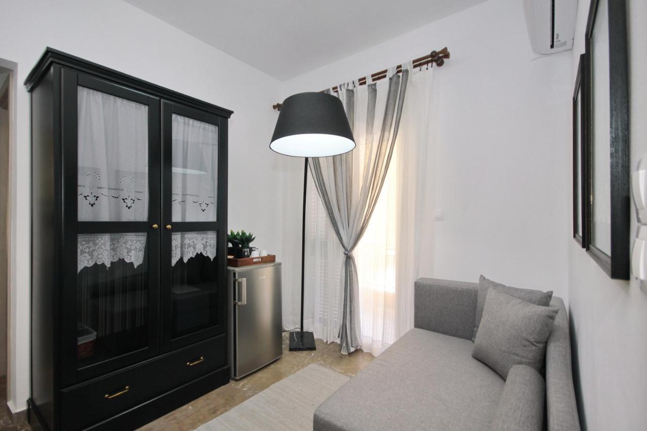 Aloe Luxury Apartments Porto Heli Exterior foto